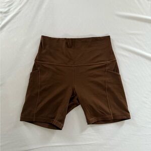 Brown lululemon Align shorts 6”
